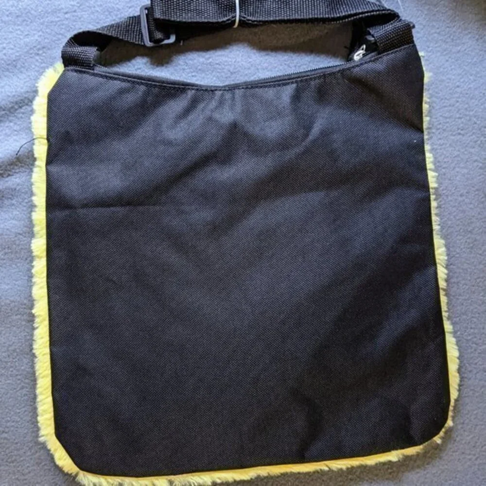 Emoji smiley face heart eyes purse‎ bookbag